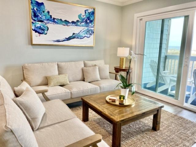 Driftwood Cottage - First Floor Oceanfront Beach Retreat! Exceptional Views, Location And Privacy Condo カロライナビーチ エクステリア 写真