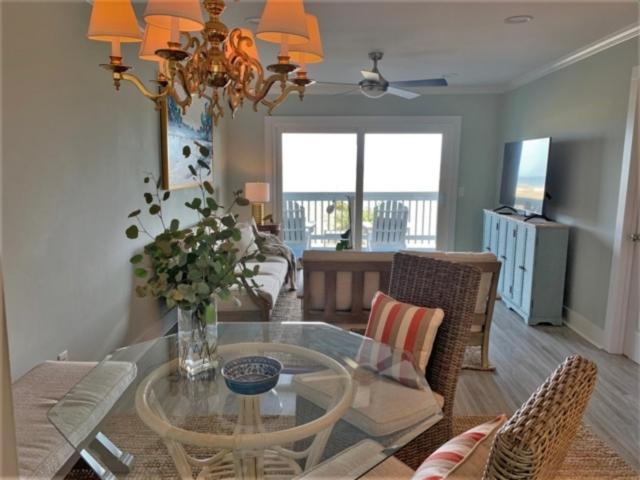 Driftwood Cottage - First Floor Oceanfront Beach Retreat! Exceptional Views, Location And Privacy Condo カロライナビーチ エクステリア 写真